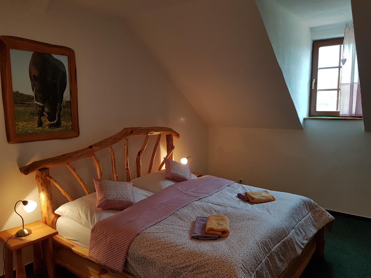 Osada Havranů Otel Hnanice  Dış mekan fotoğraf